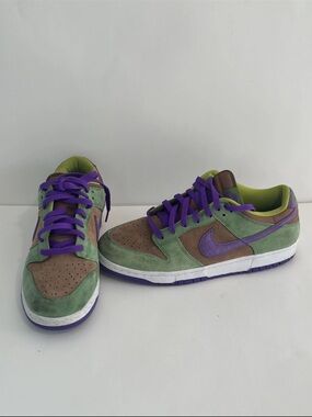 Nike Dunk Low in green, brown & purple